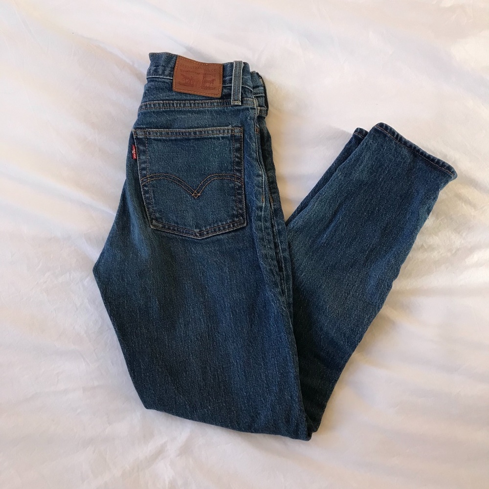 Levis Wedgie Fit Dark Blue 26